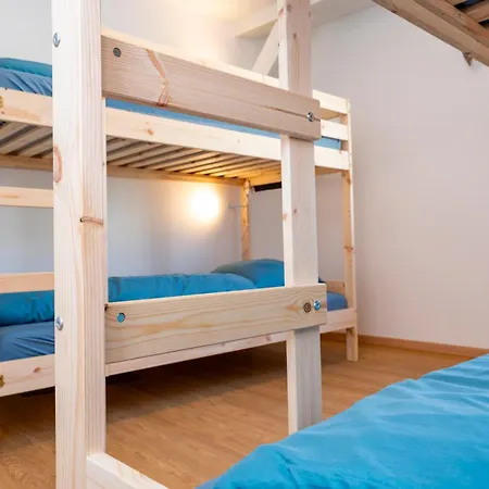 Bretzel Bed Petite Venise Bed In Shared Center Wi-fi Homestay *